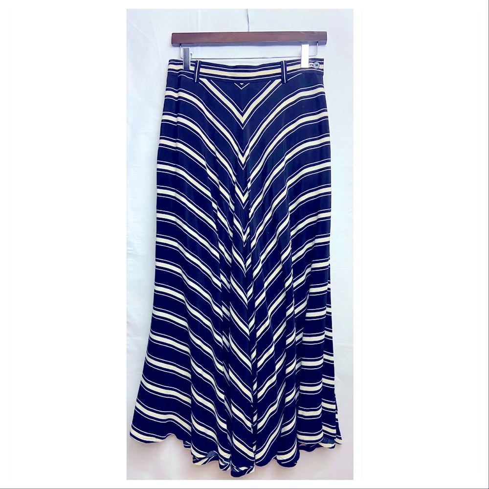 SOLD 80’s Vintage Maxi Full Circle Skirt Black & White